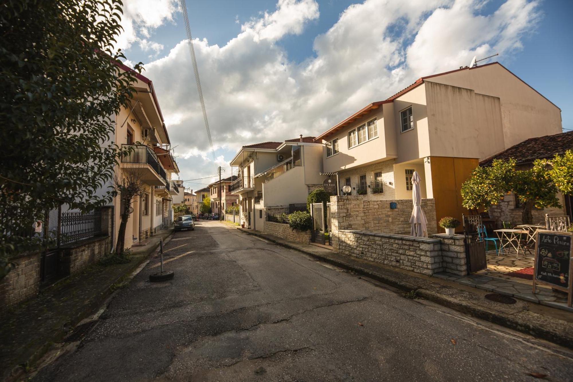 Sabai House Apartment Ioannina Exterior photo